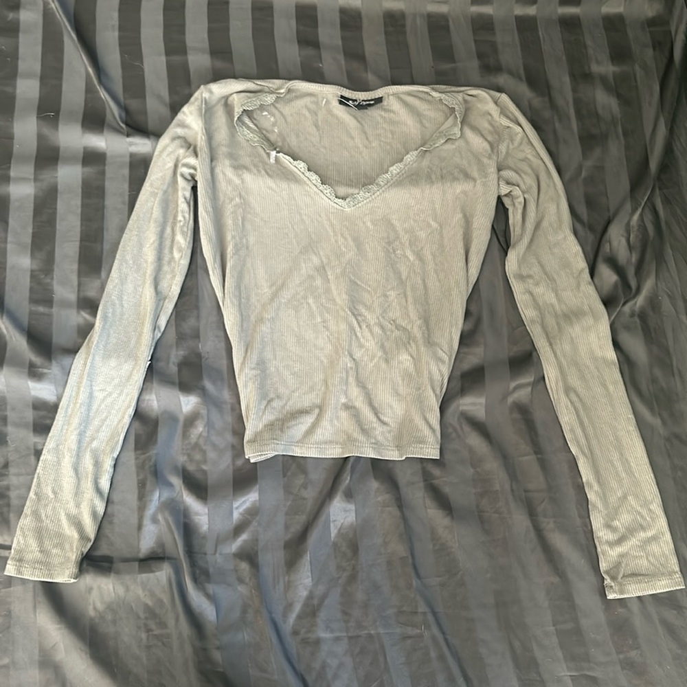 Light green long sleeve v neck top